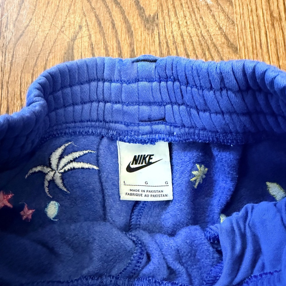 Nike FlyEase Sportswear Fleece Shorts Patch‎ Graphics Blue Kids Size Large - Picture 8 of 8